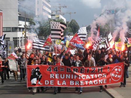 44Breizh-manif-18-juin-2011